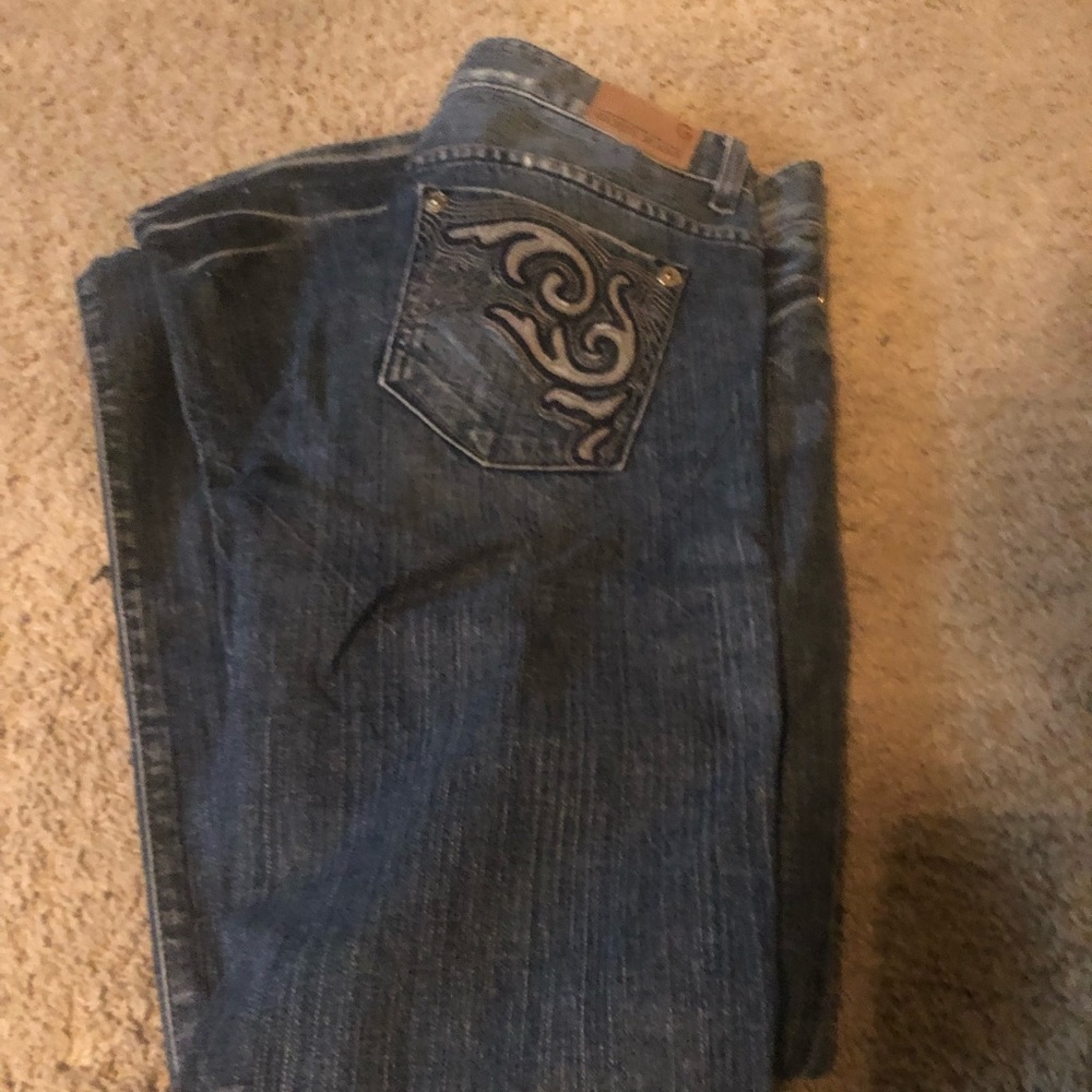 Guess jeans - button broken - size 29 33 length